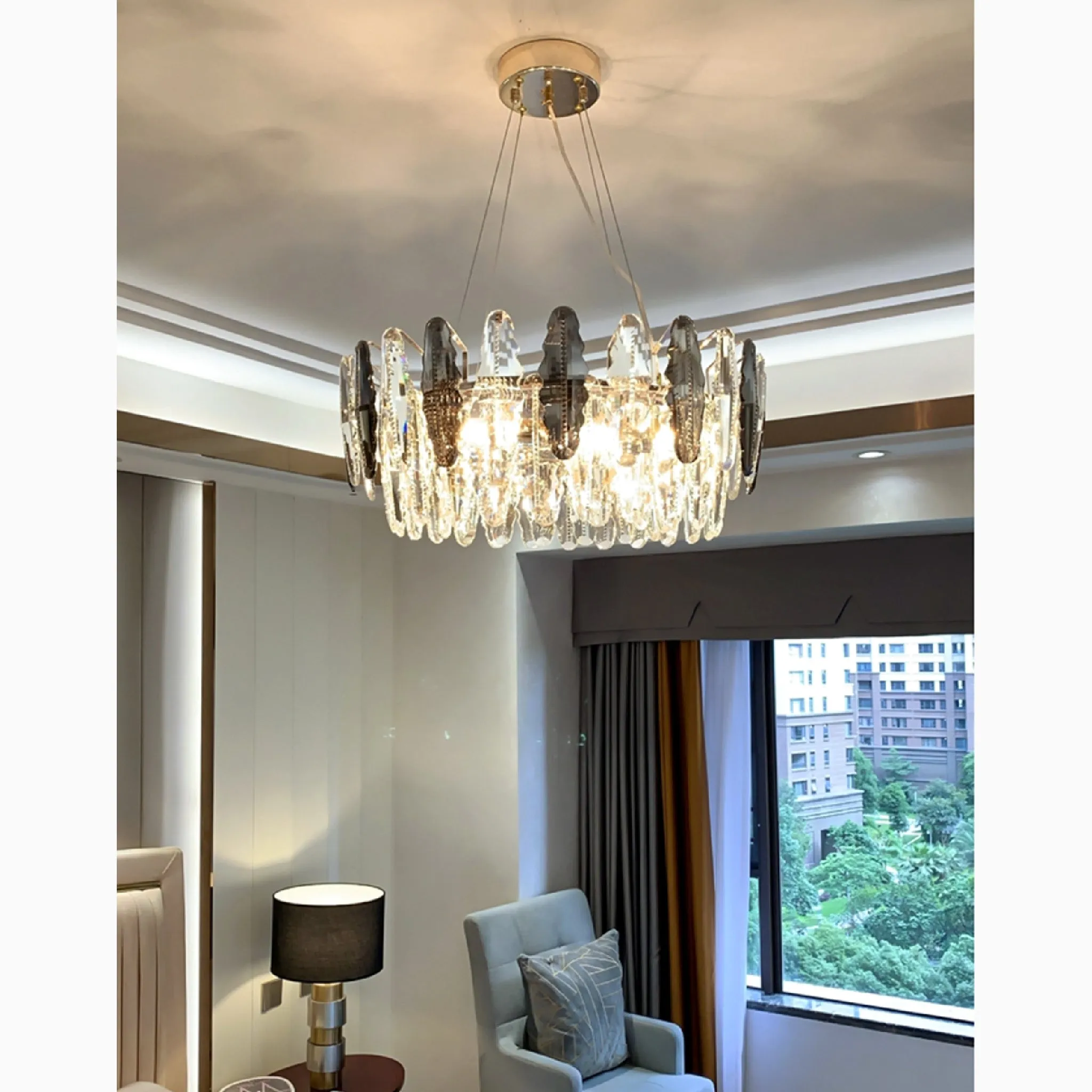 Almè | Elegant Luxury Gold Crystal Shine Chandelier