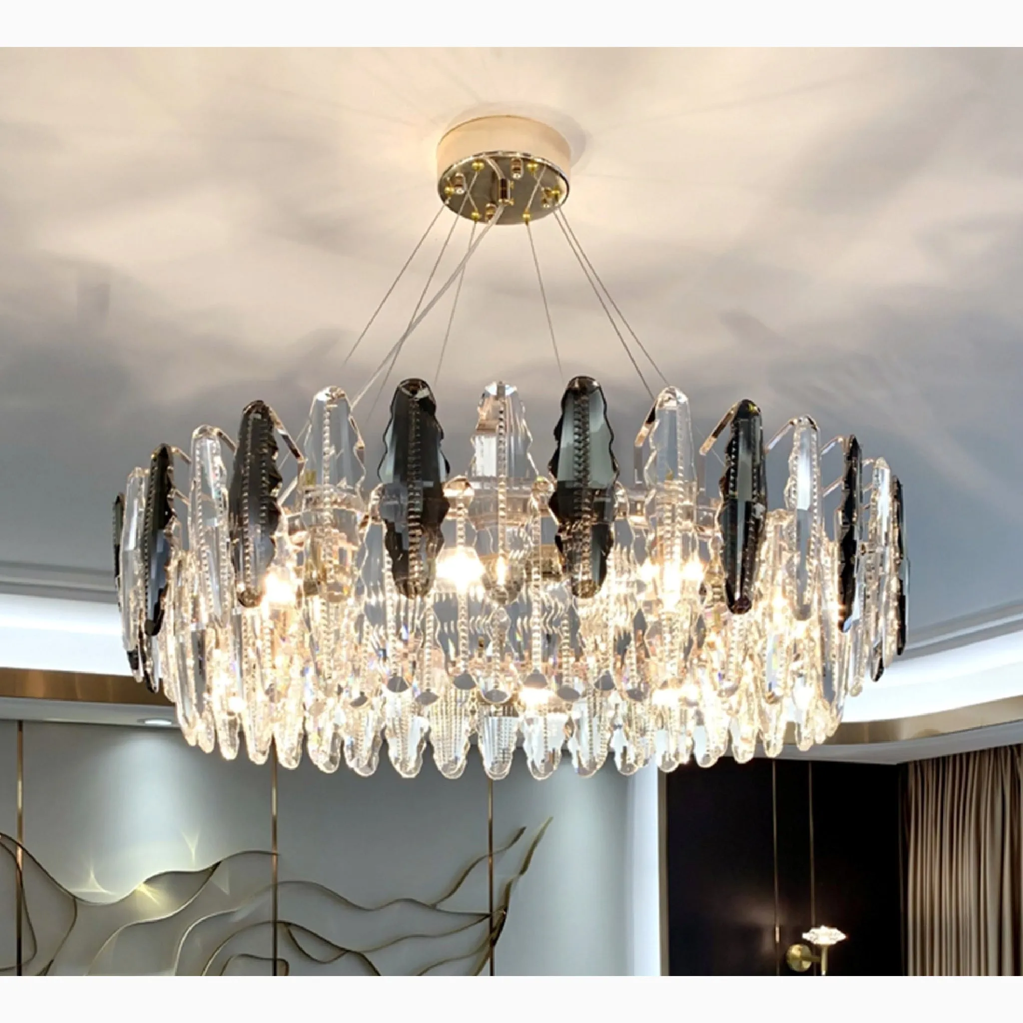 Almè | Elegant Luxury Gold Crystal Shine Chandelier