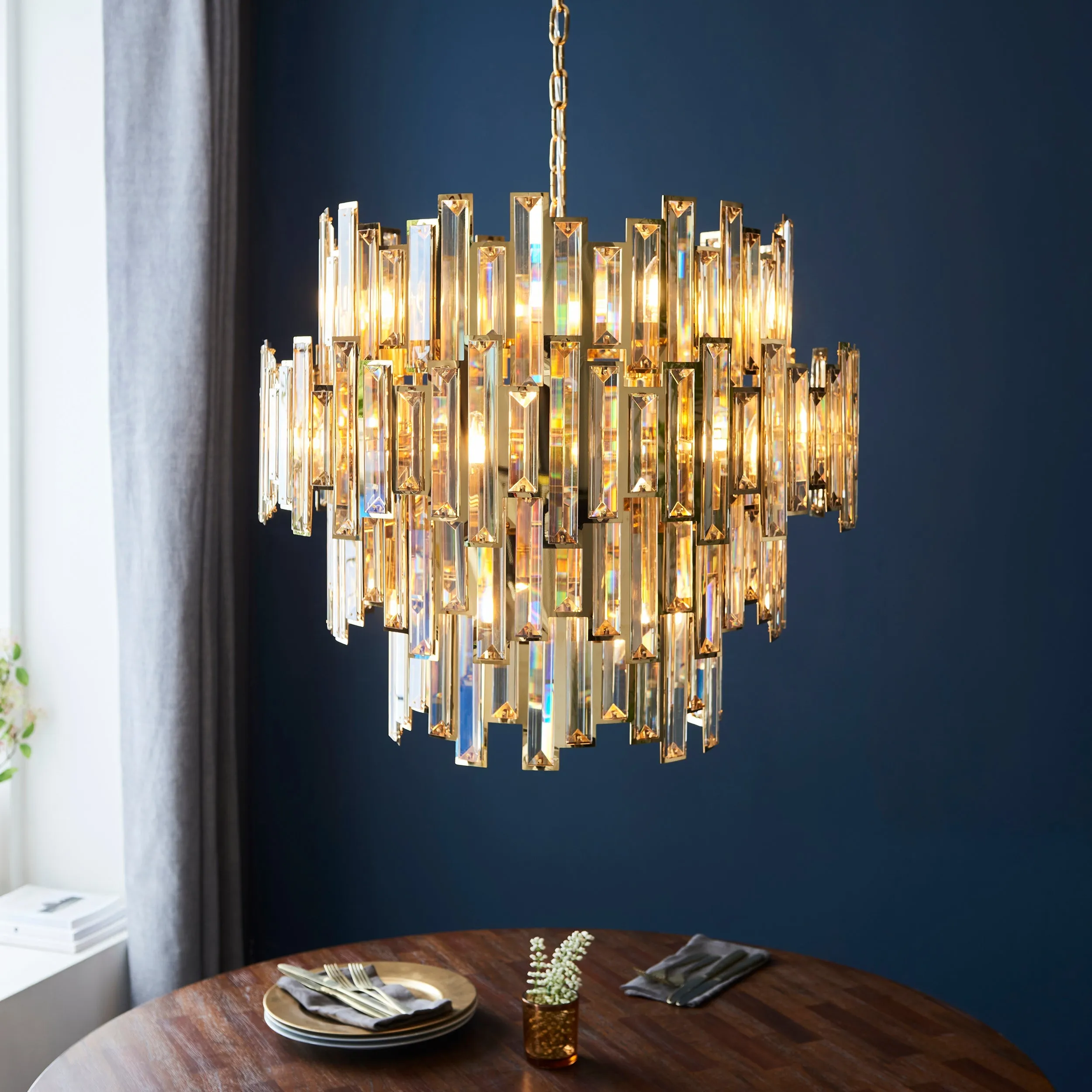 Amos Sandringham Chandelier Large