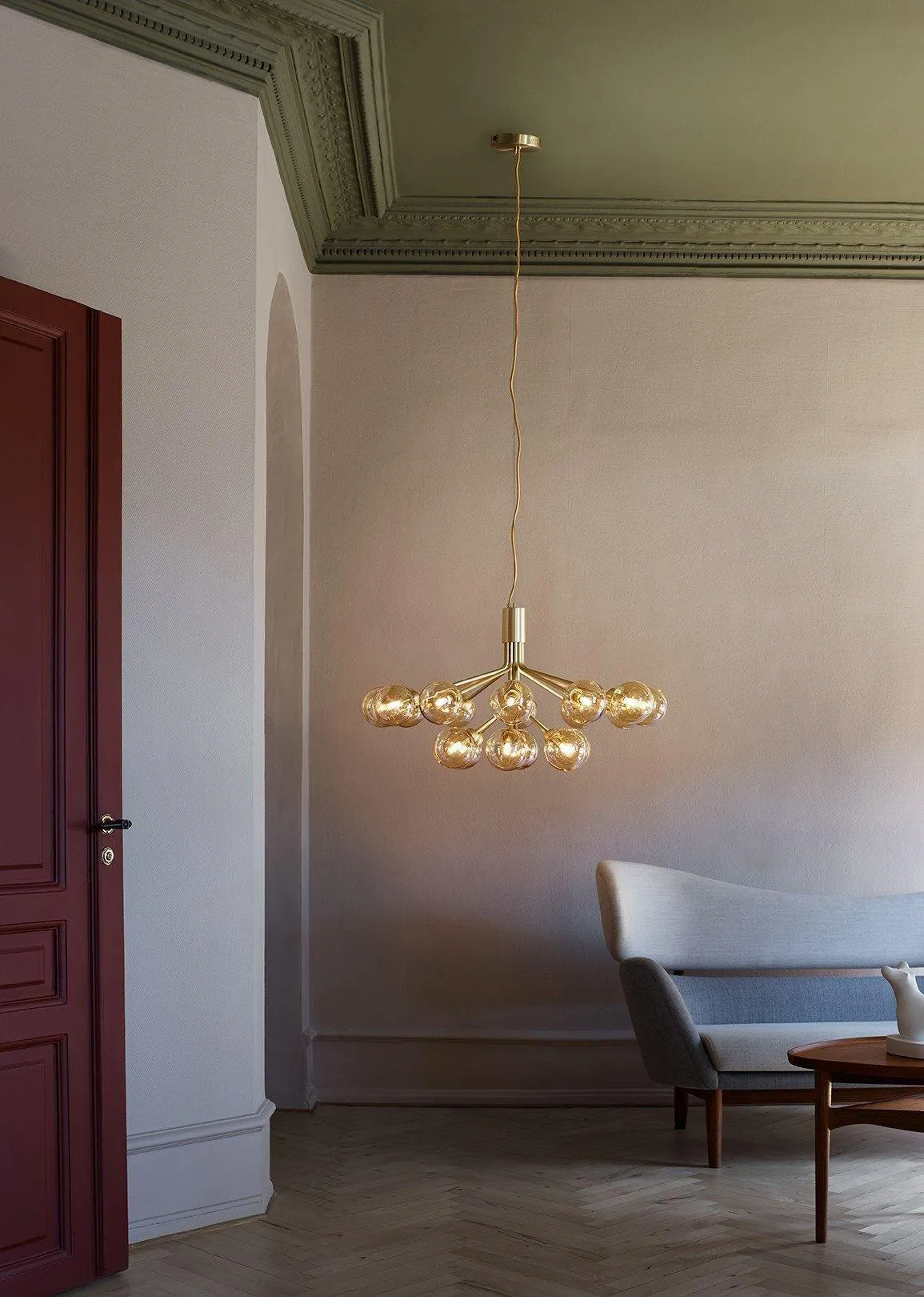 Apiales Chandeliers