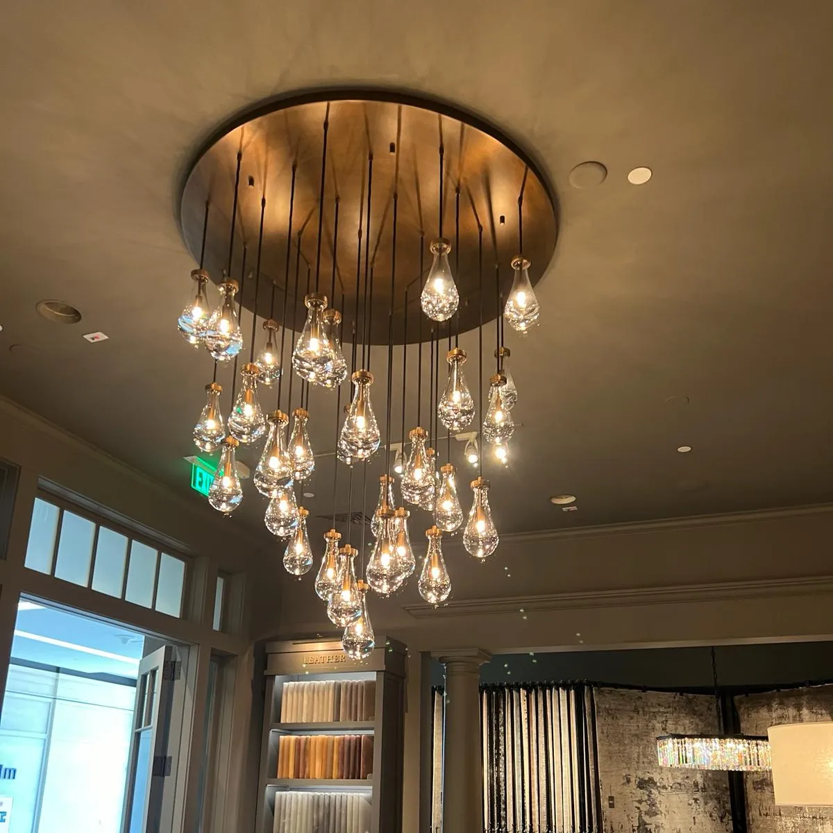 Modern Floating Raindrop Chandelier for Living Room/Staircase/Foyer